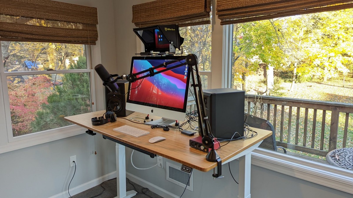 Brian Wang's workspace — photo 2