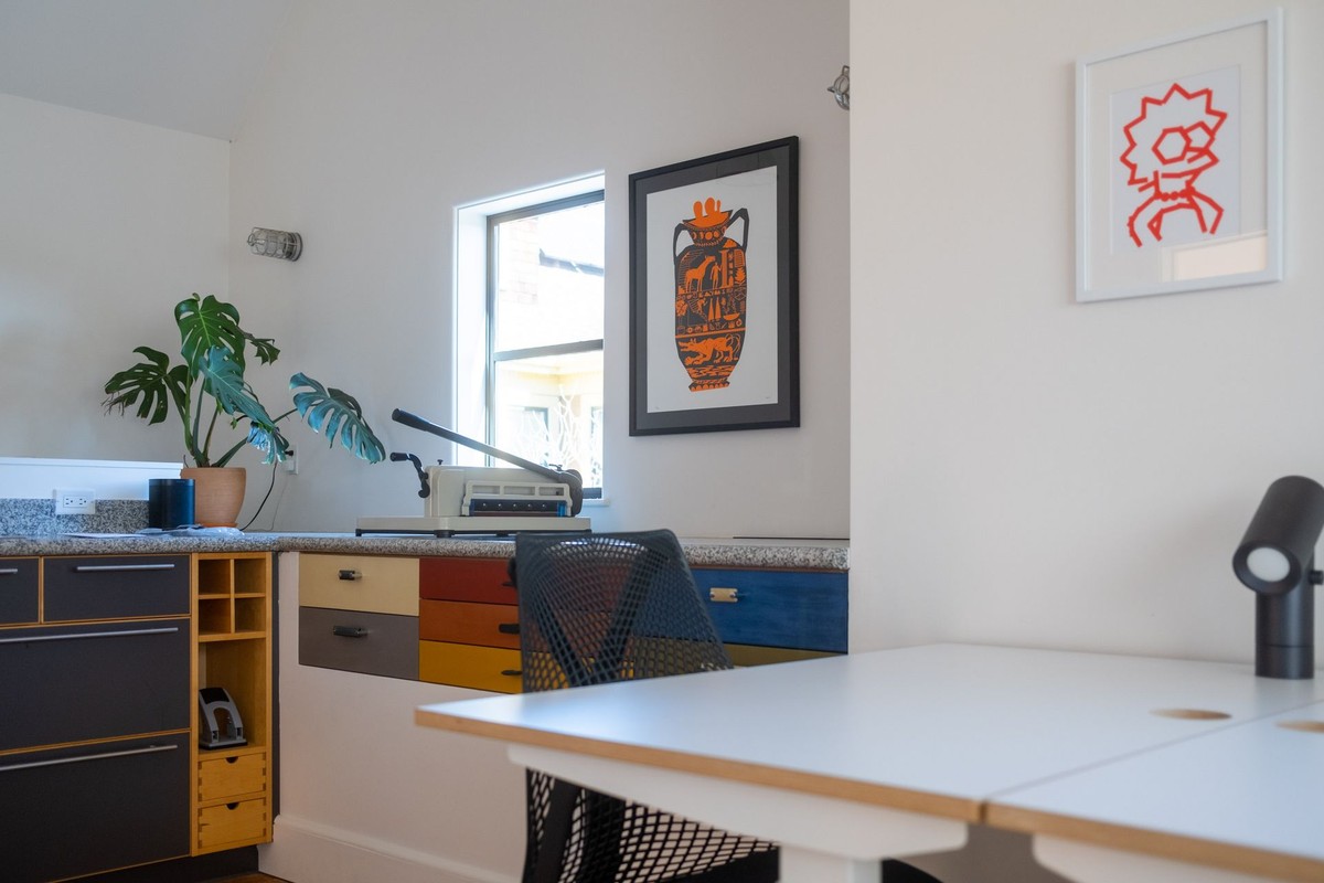 Andy Chung's workspace — photo 4