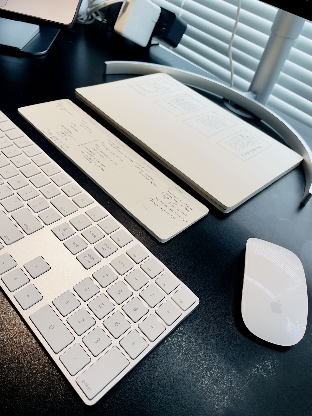 Meesh Lin's workspace — photo 6