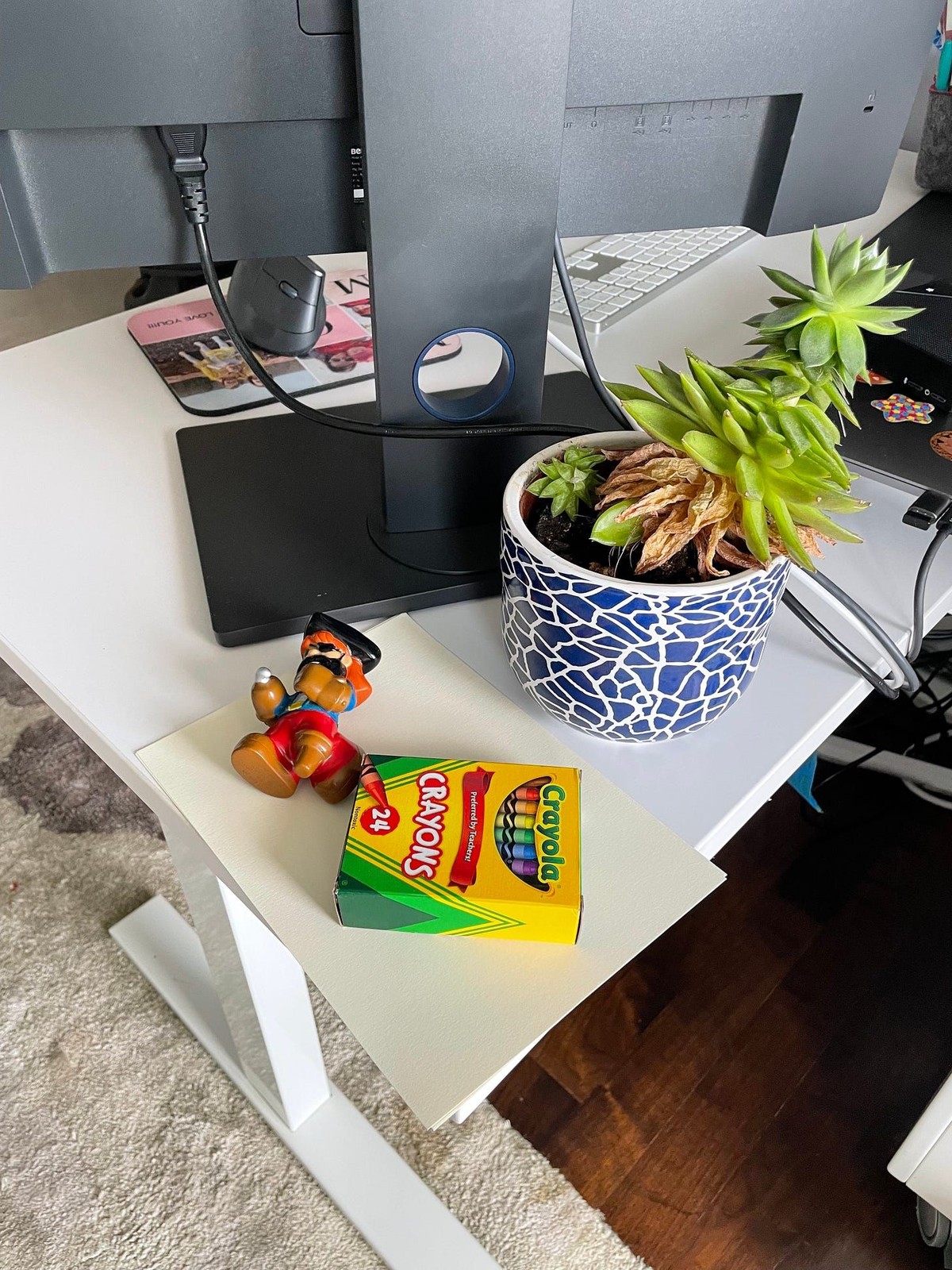 Keli Callaghan's workspace — photo 3
