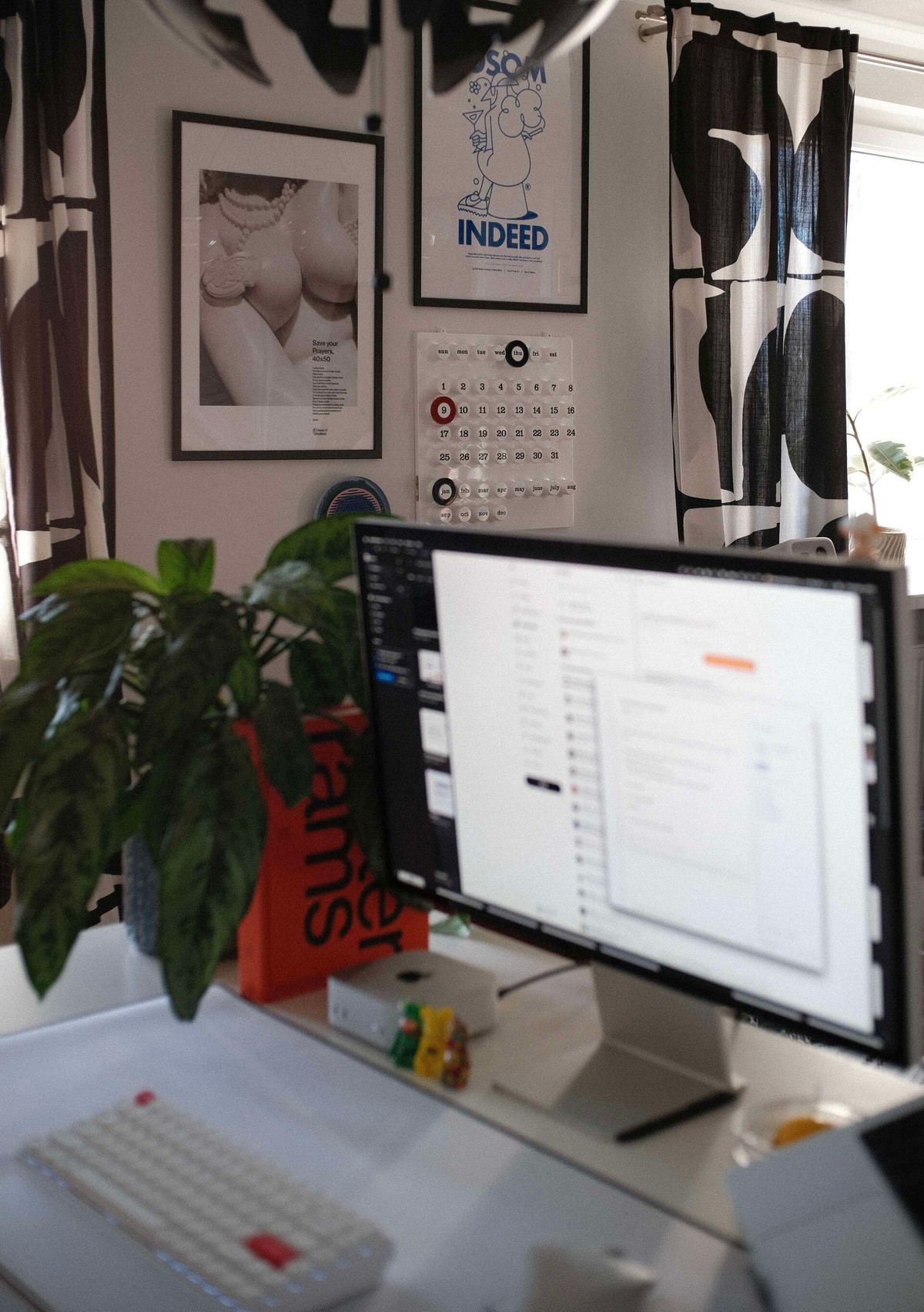 Alex Szczurek's workspace — photo 2