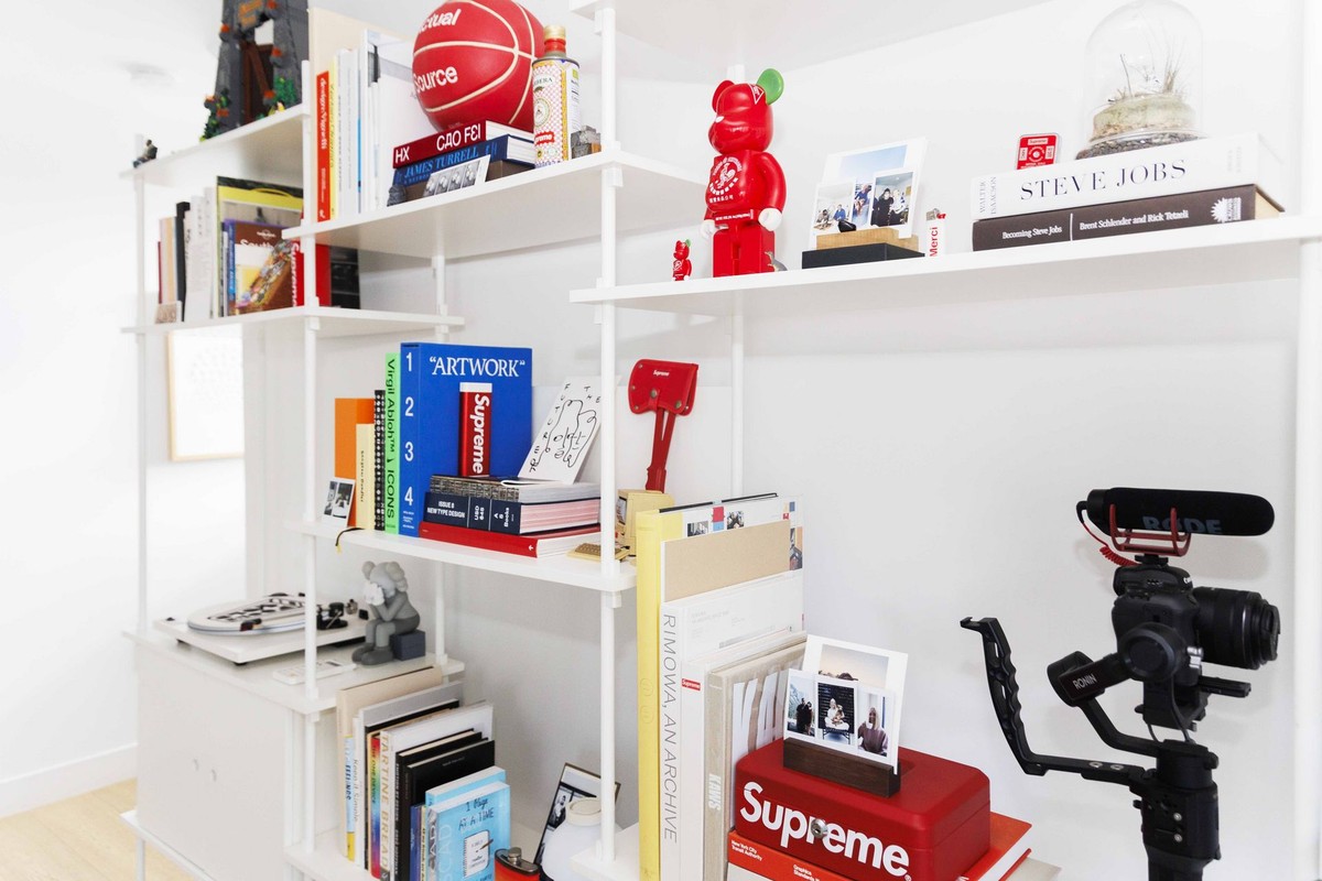 Dinesh Dave's workspace — photo 7