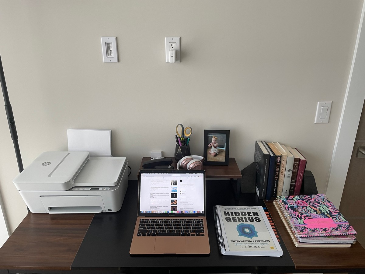 Polina Pompliano's workspace — photo 2