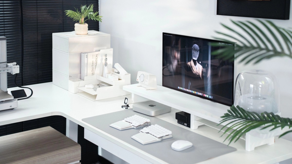 Tiancheng Luo's workspace — photo 3