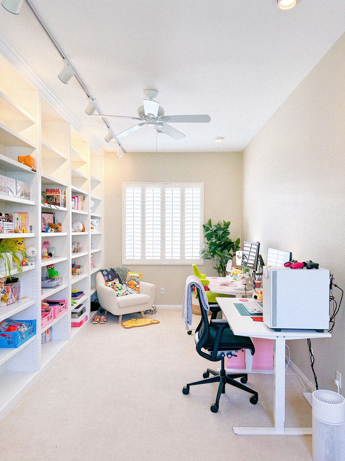 Brittany Forks's workspace — photo 3