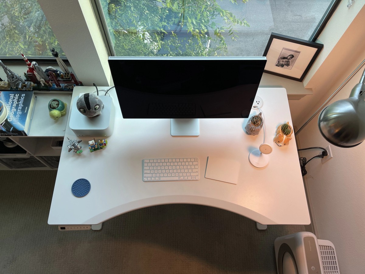 Phill Ryu's workspace — photo 3
