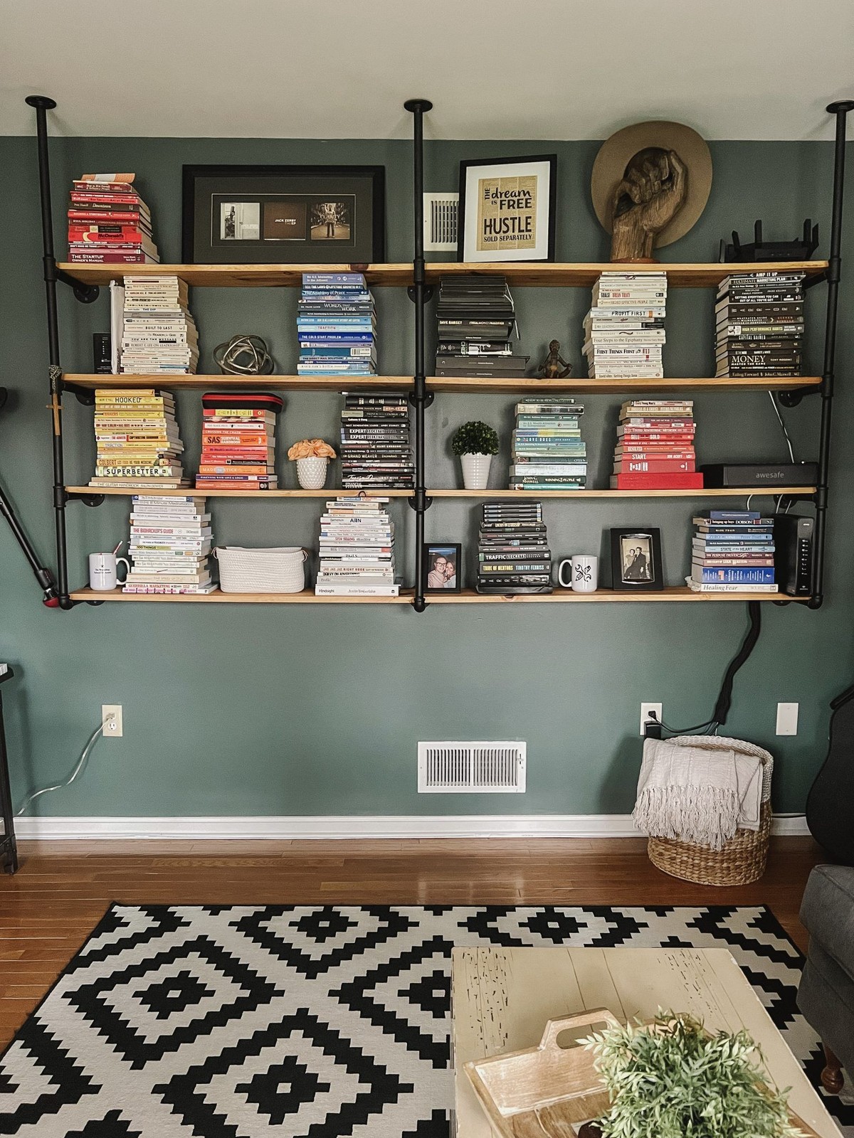 Jack Zerby's workspace — photo 5