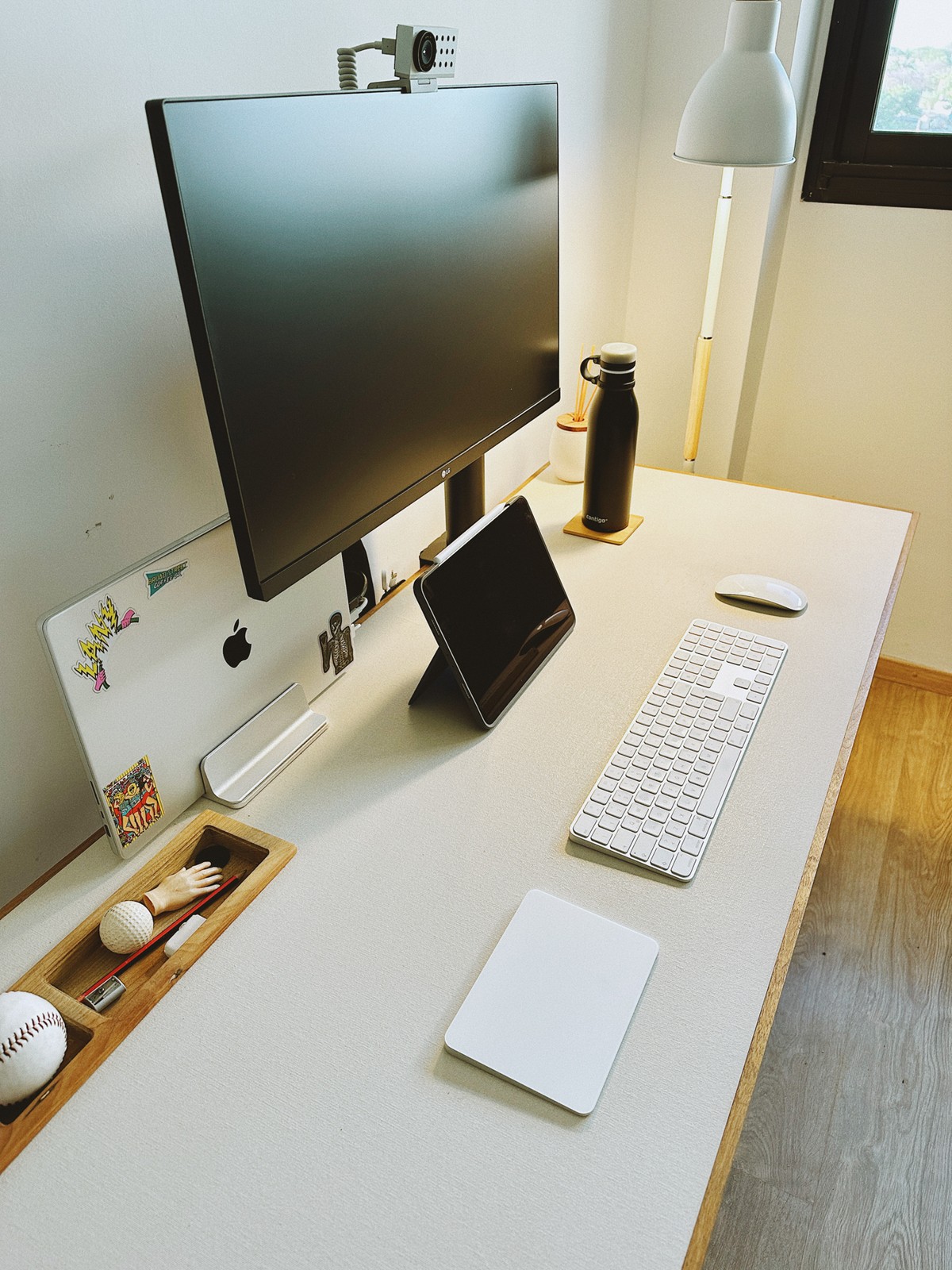 Matías Calderón Bourband's workspace — photo 2