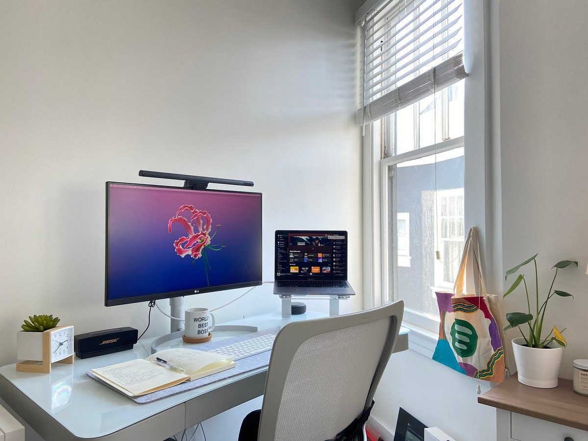 Emily Vu's workspace