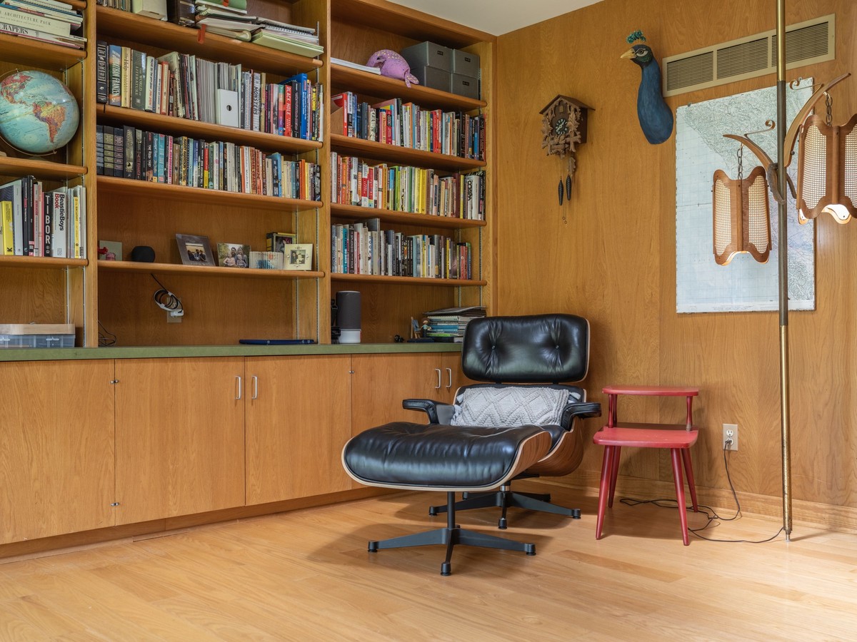 Peter Baker's workspace — photo 5