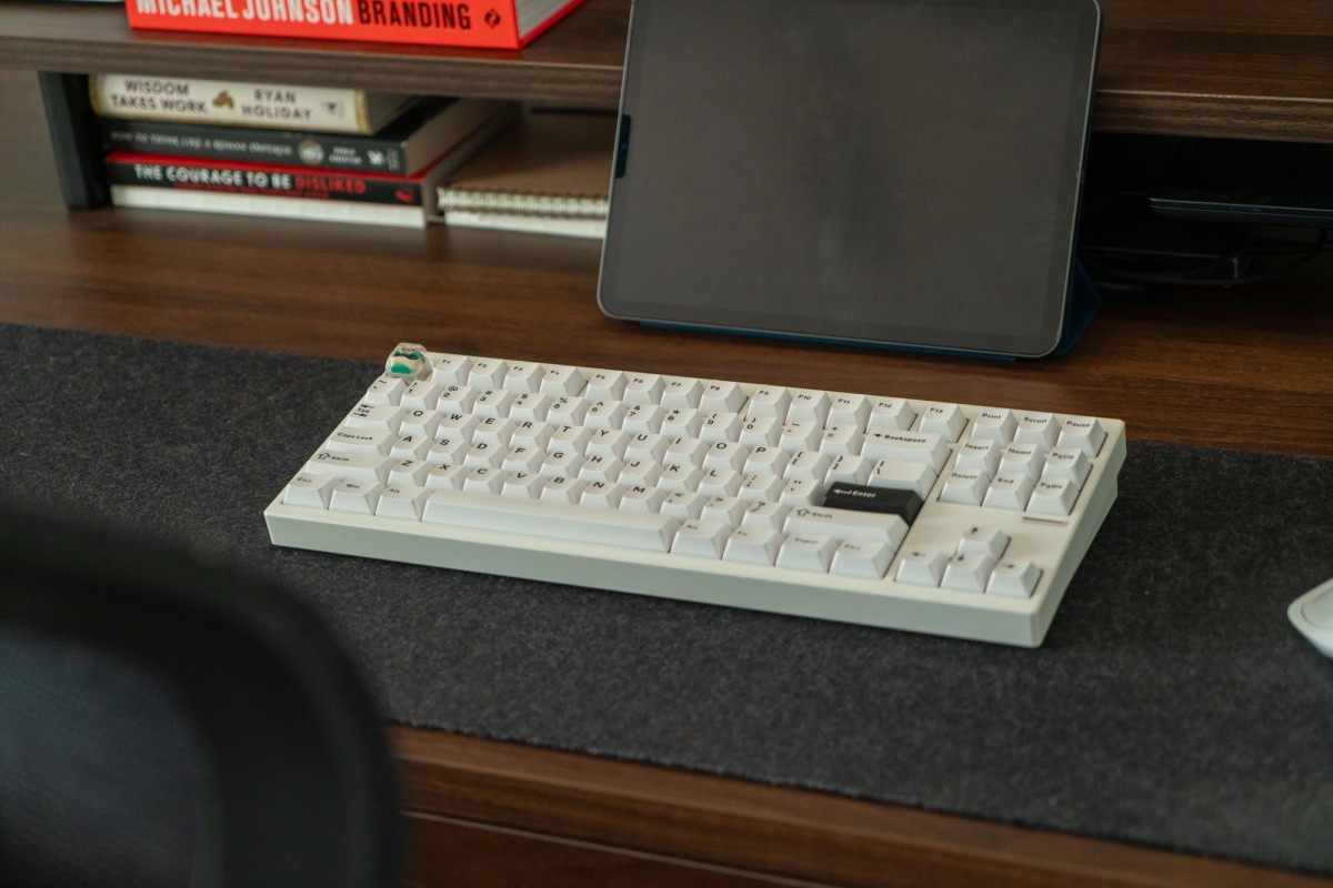 Brett Jackson's workspace — photo 9