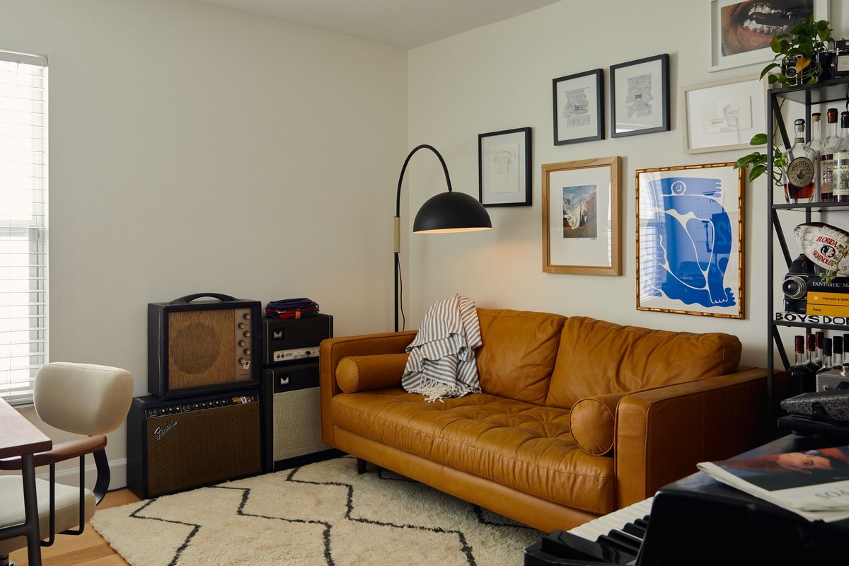 Patrick Michael Chin's workspace — photo 4