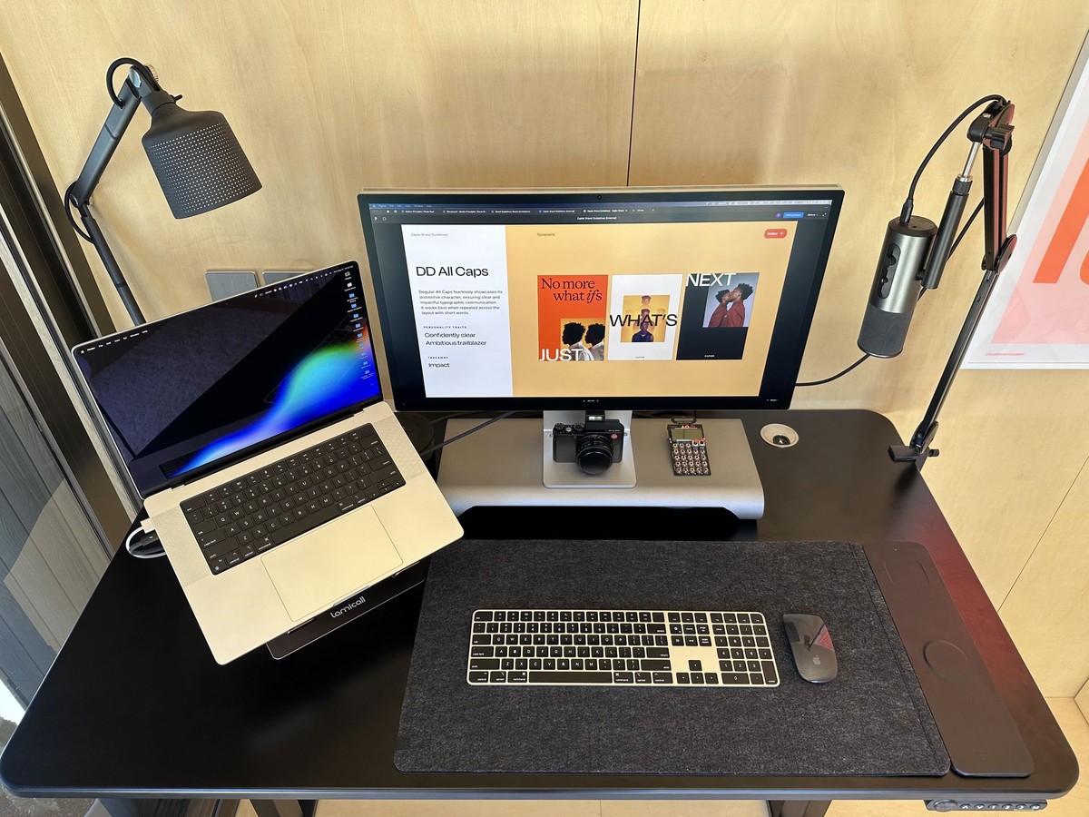 Aaron Poe's workspace — photo 3