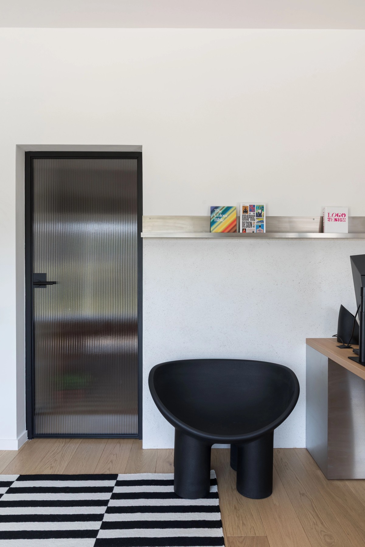 Vadim Carazan's workspace — photo 8