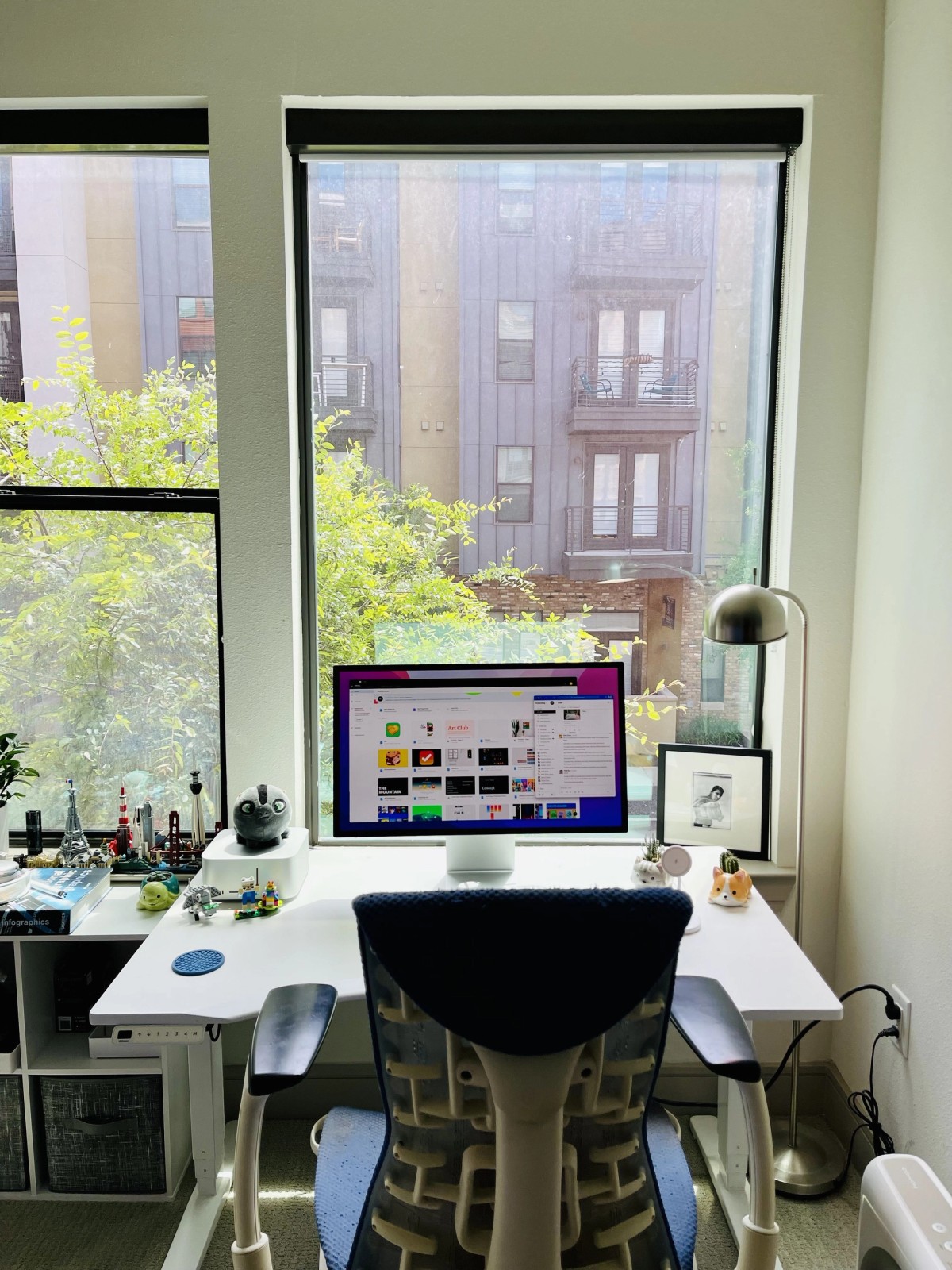 Phill Ryu's workspace — photo 2
