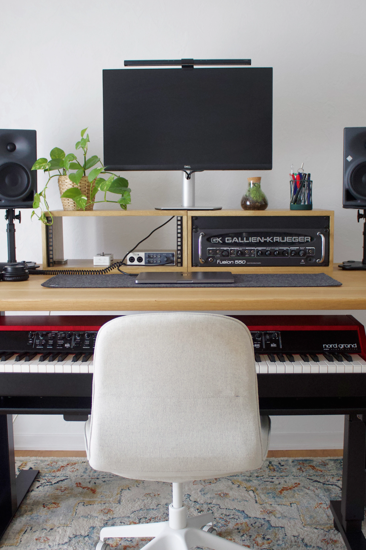 Oksana Popovichenko's workspace — photo 4