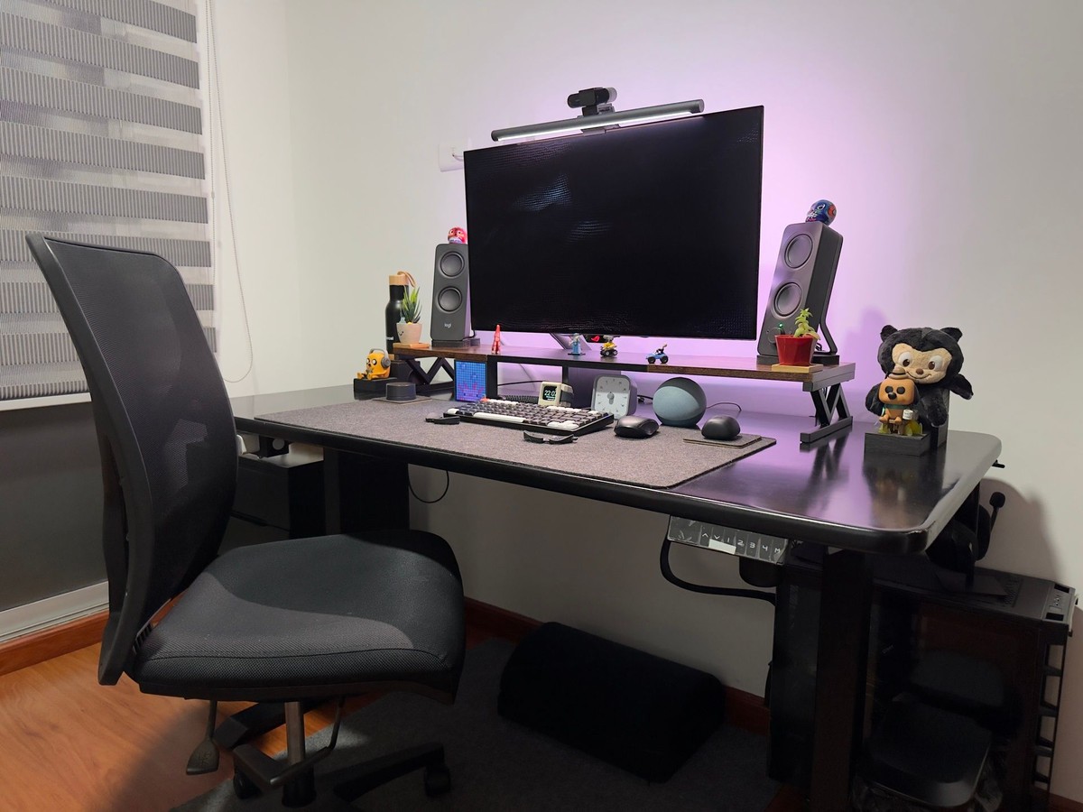 Jahir Fiquitiva's workspace — photo 2