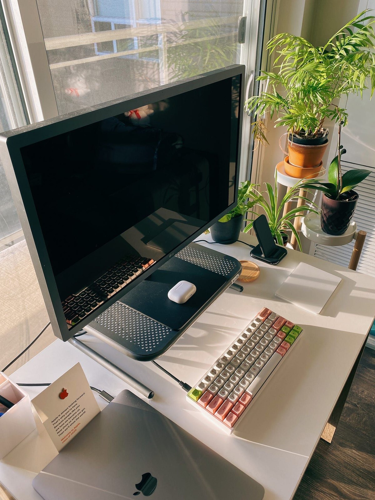 Ariel Lam's workspace