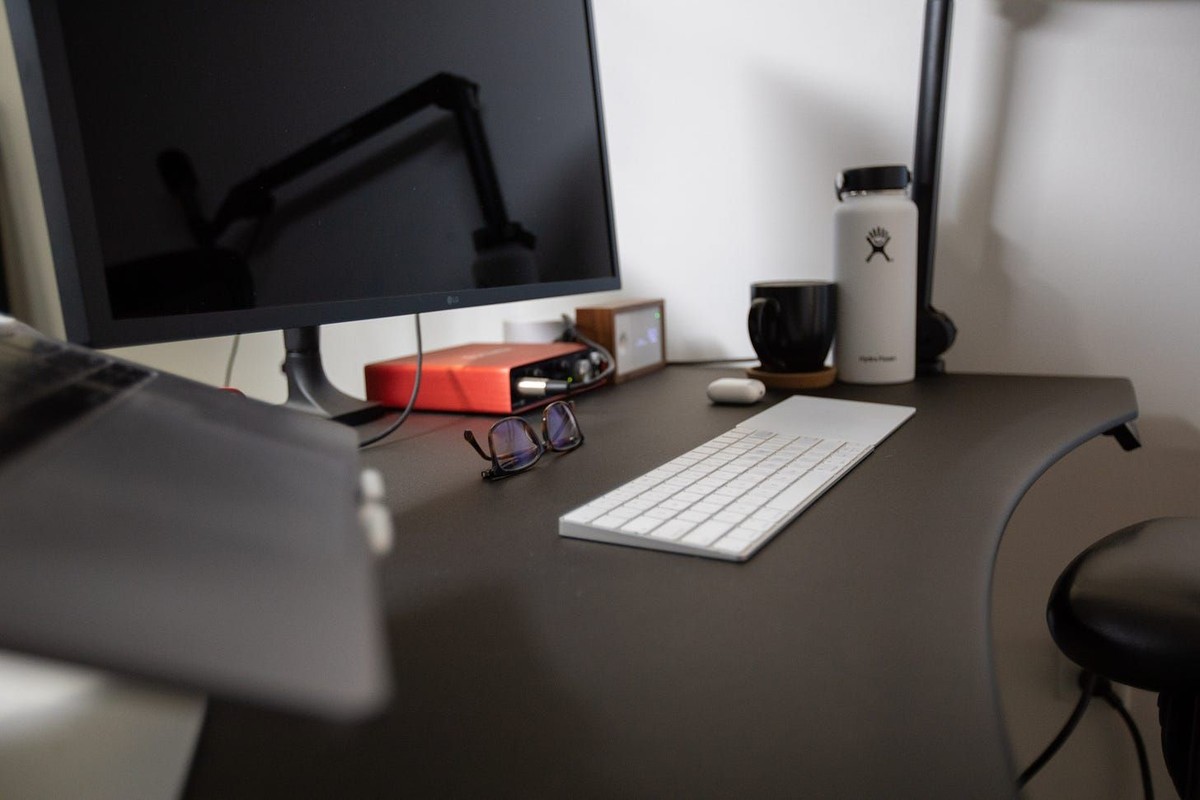 Jon Hainstock's workspace — photo 2