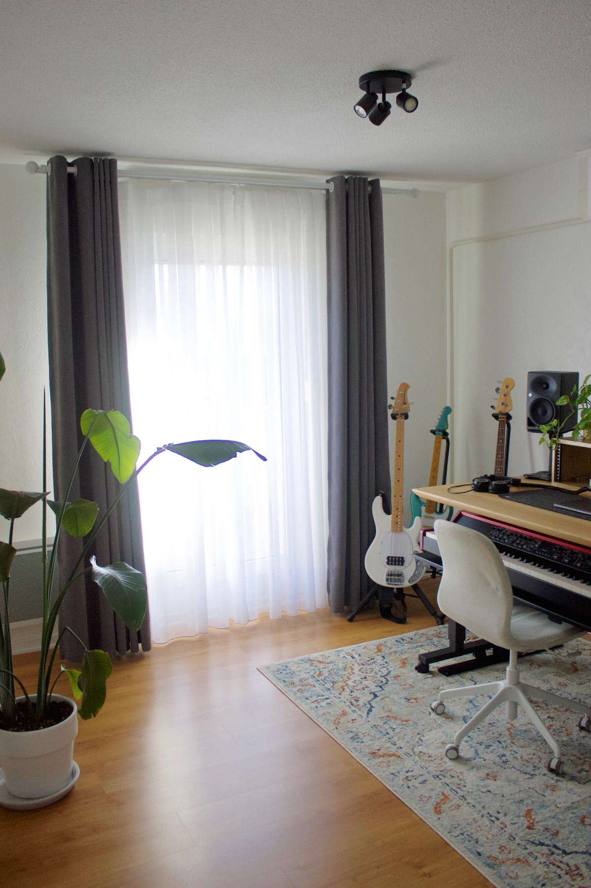 Oksana Popovichenko's workspace — photo 6