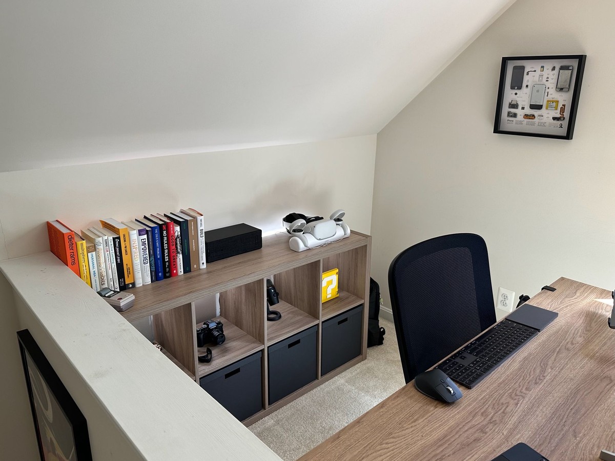 Michael Luchen's workspace — photo 3