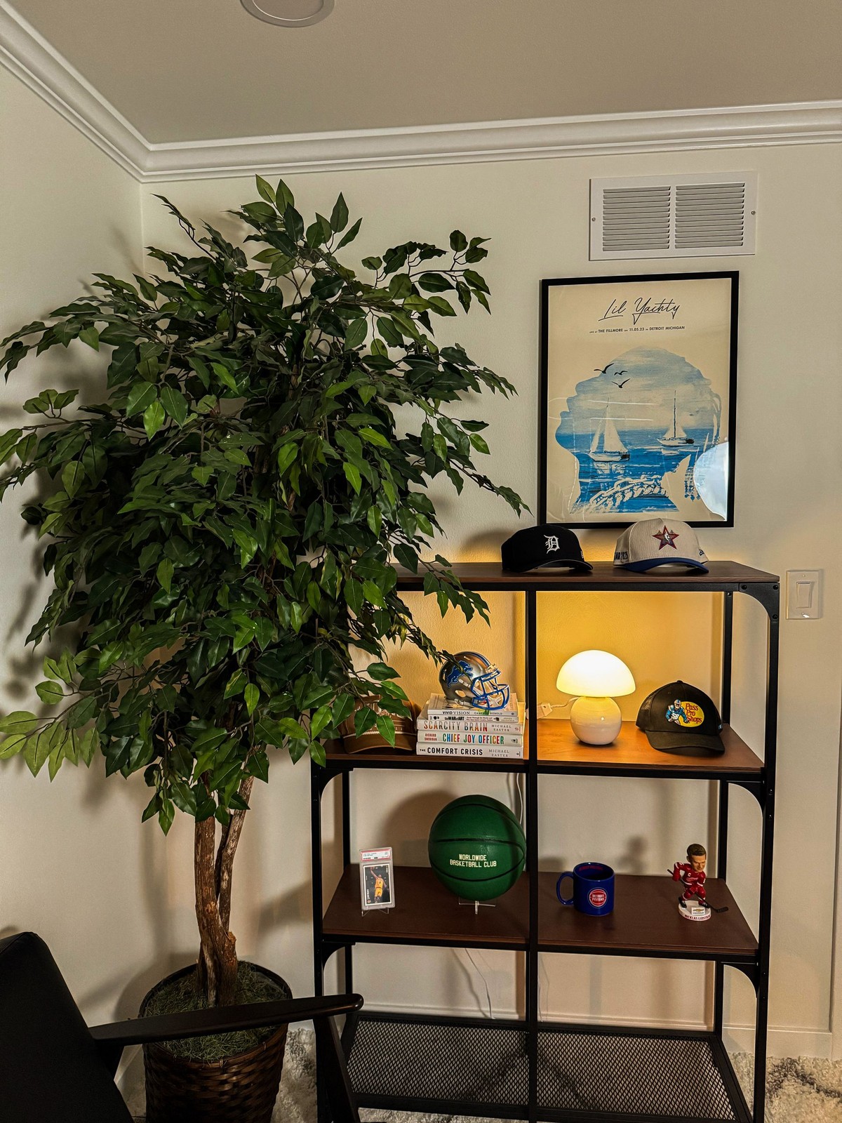 Tim Forkin's workspace — photo 3