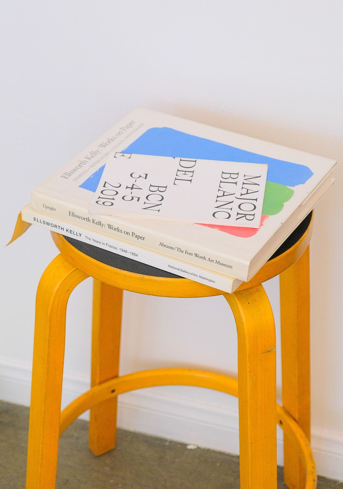 Sebastian Curi's workspace — photo 9