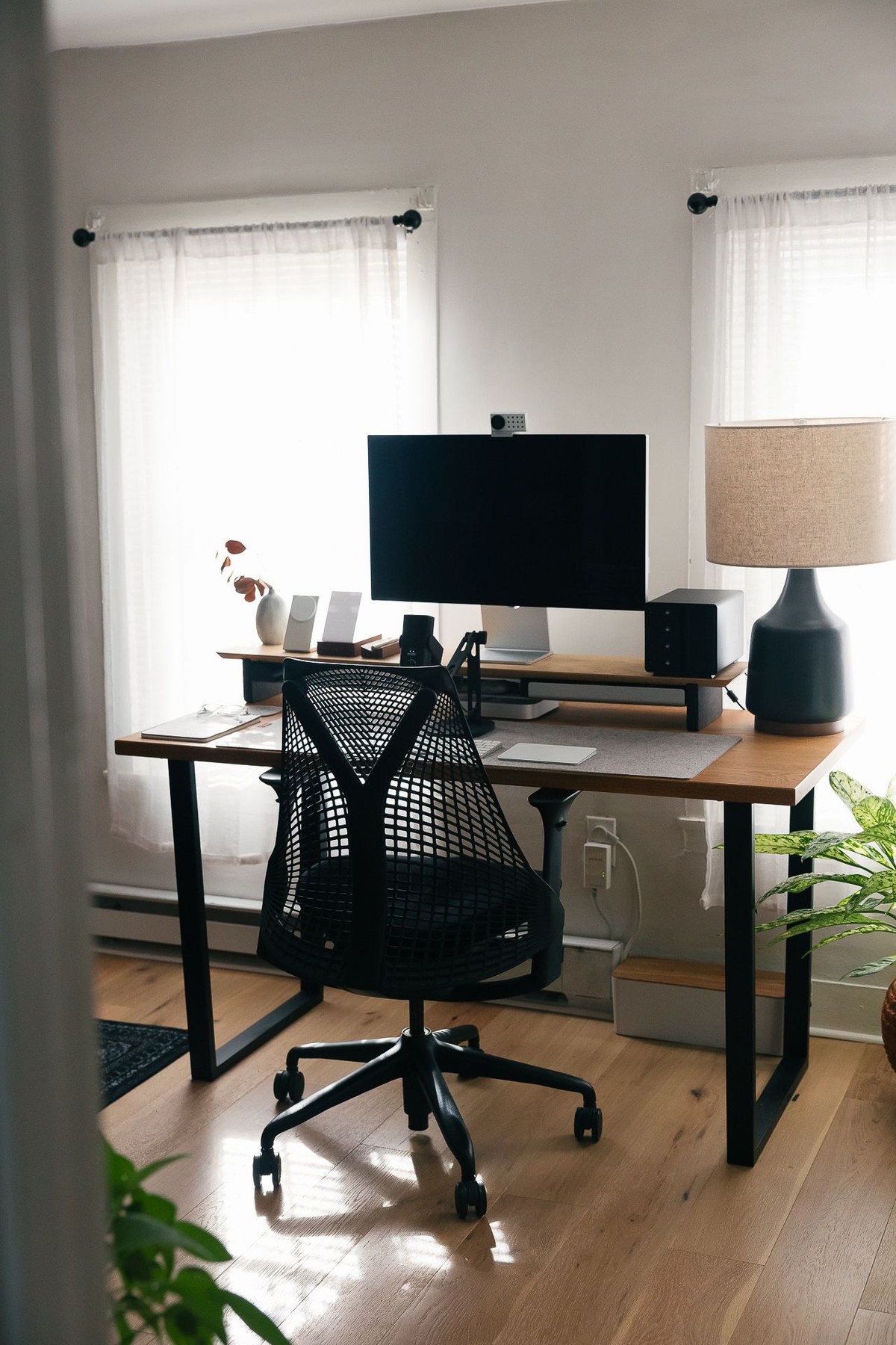 Matt Plays's workspace — photo 3
