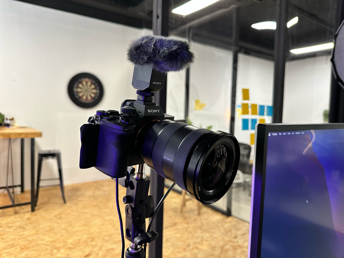 Mike Strives's workspace — photo 8
