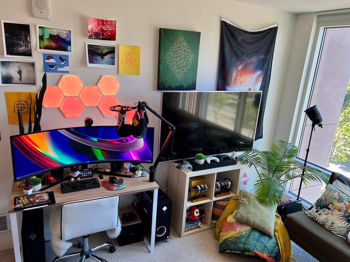 Matt Armstrong's workspace — photo 3