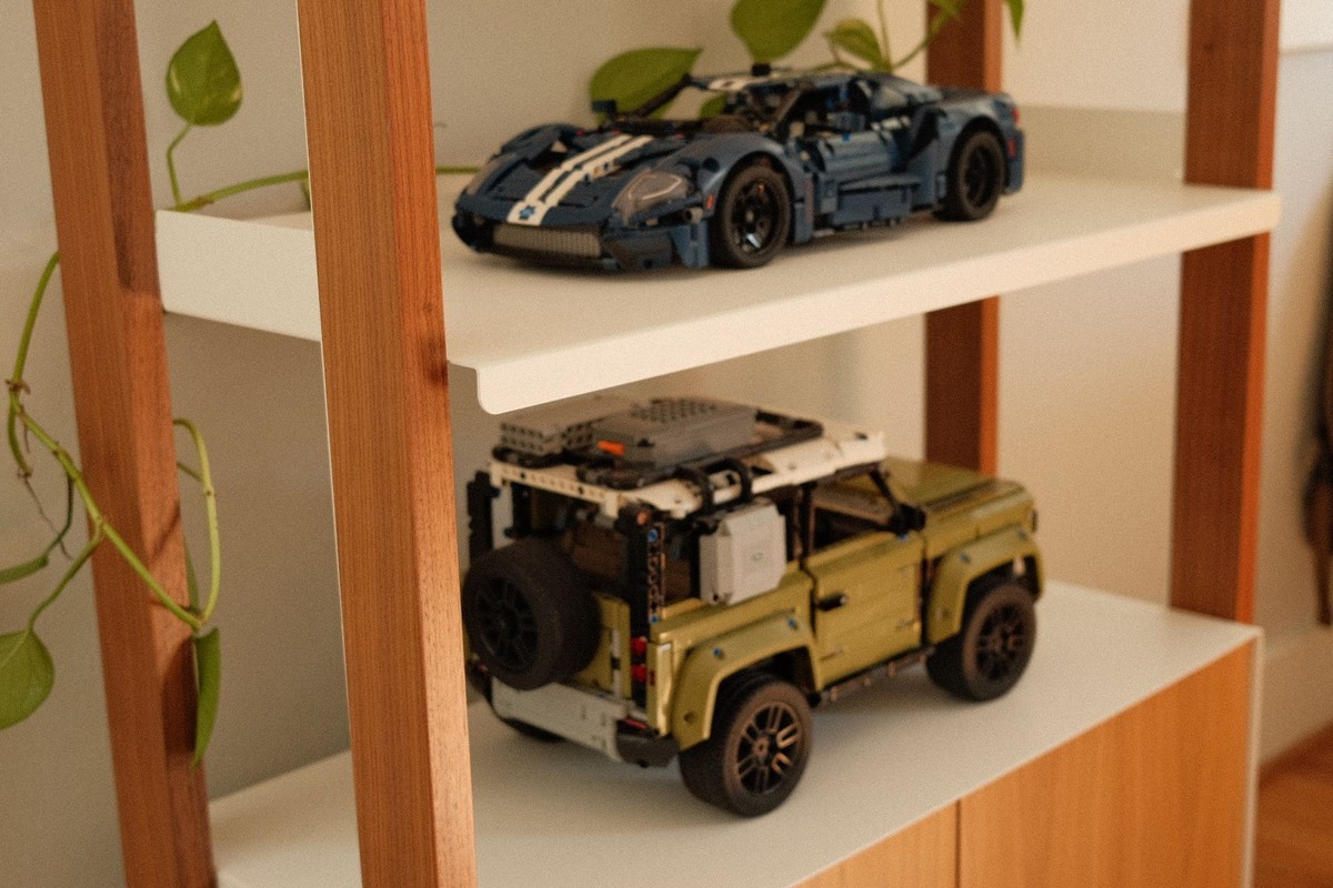 Adam Noffsinger's workspace — photo 4