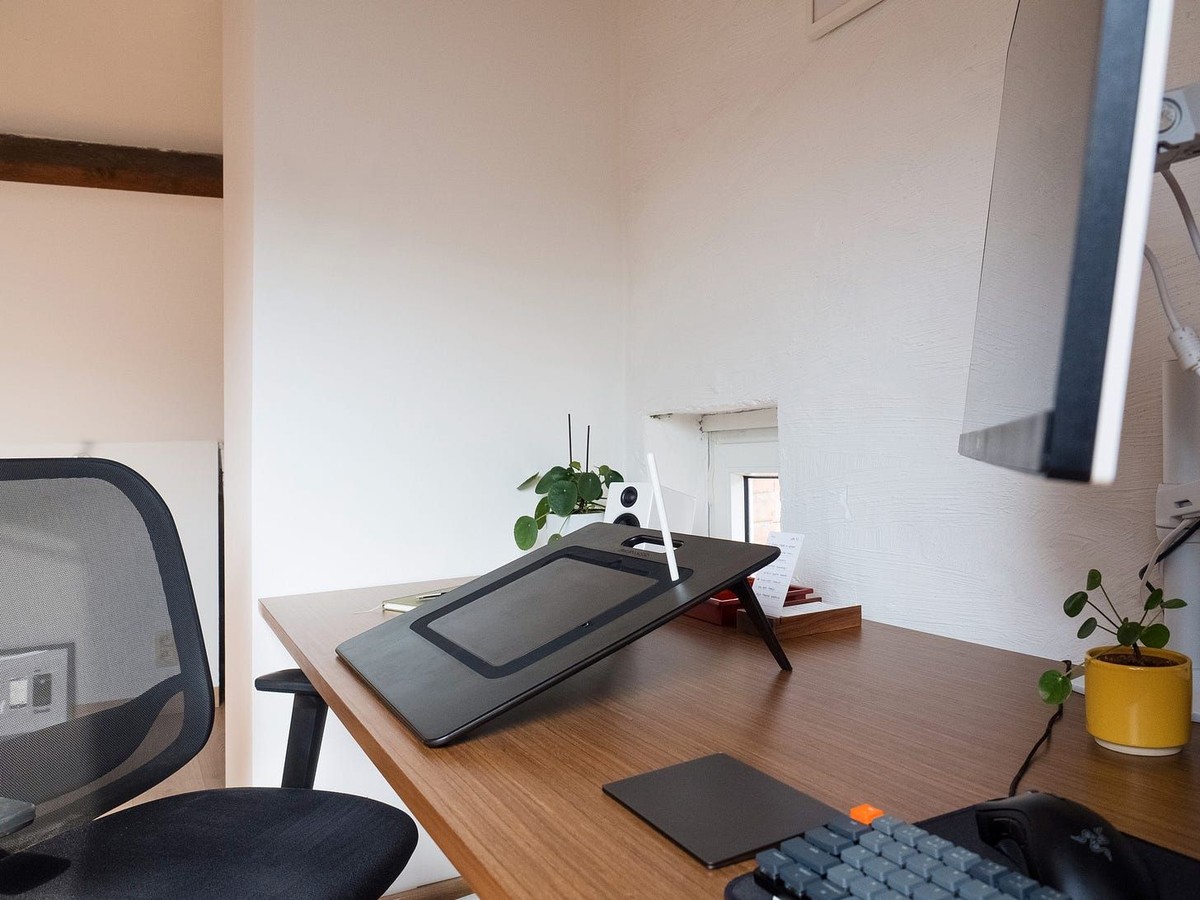Arthur Lambillotte's workspace — photo 3
