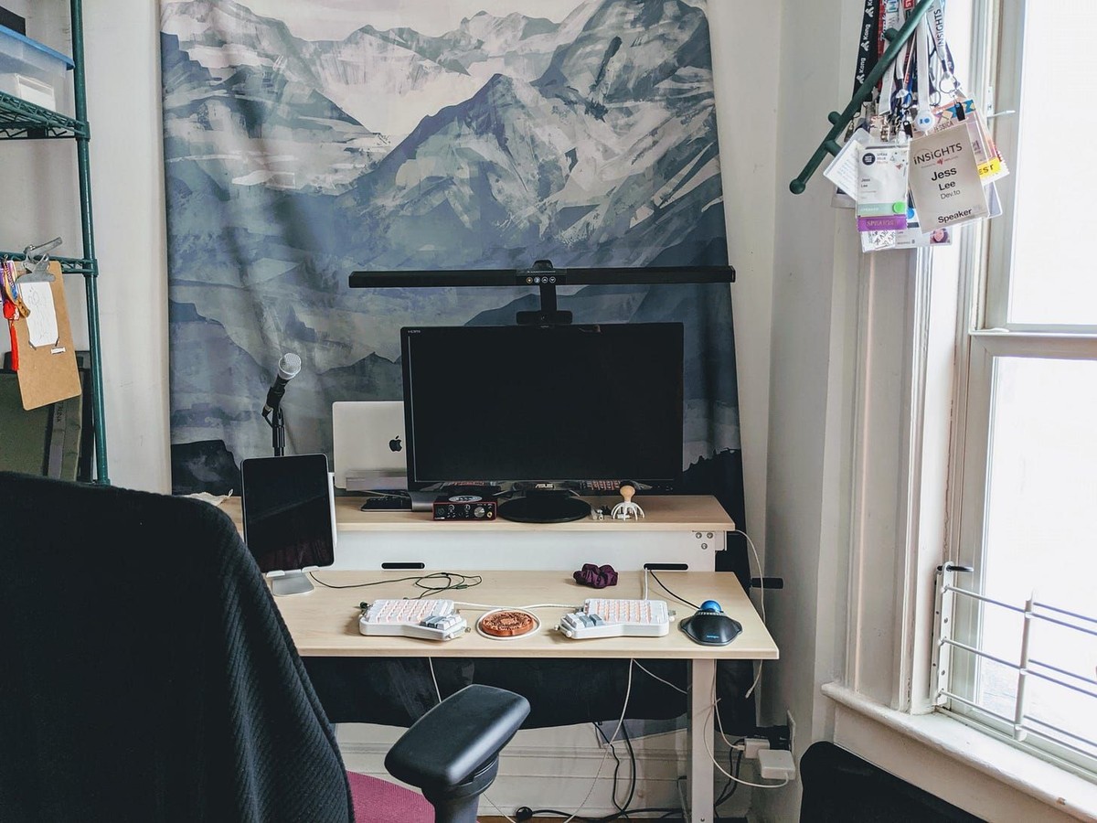 Jess Lee's workspace