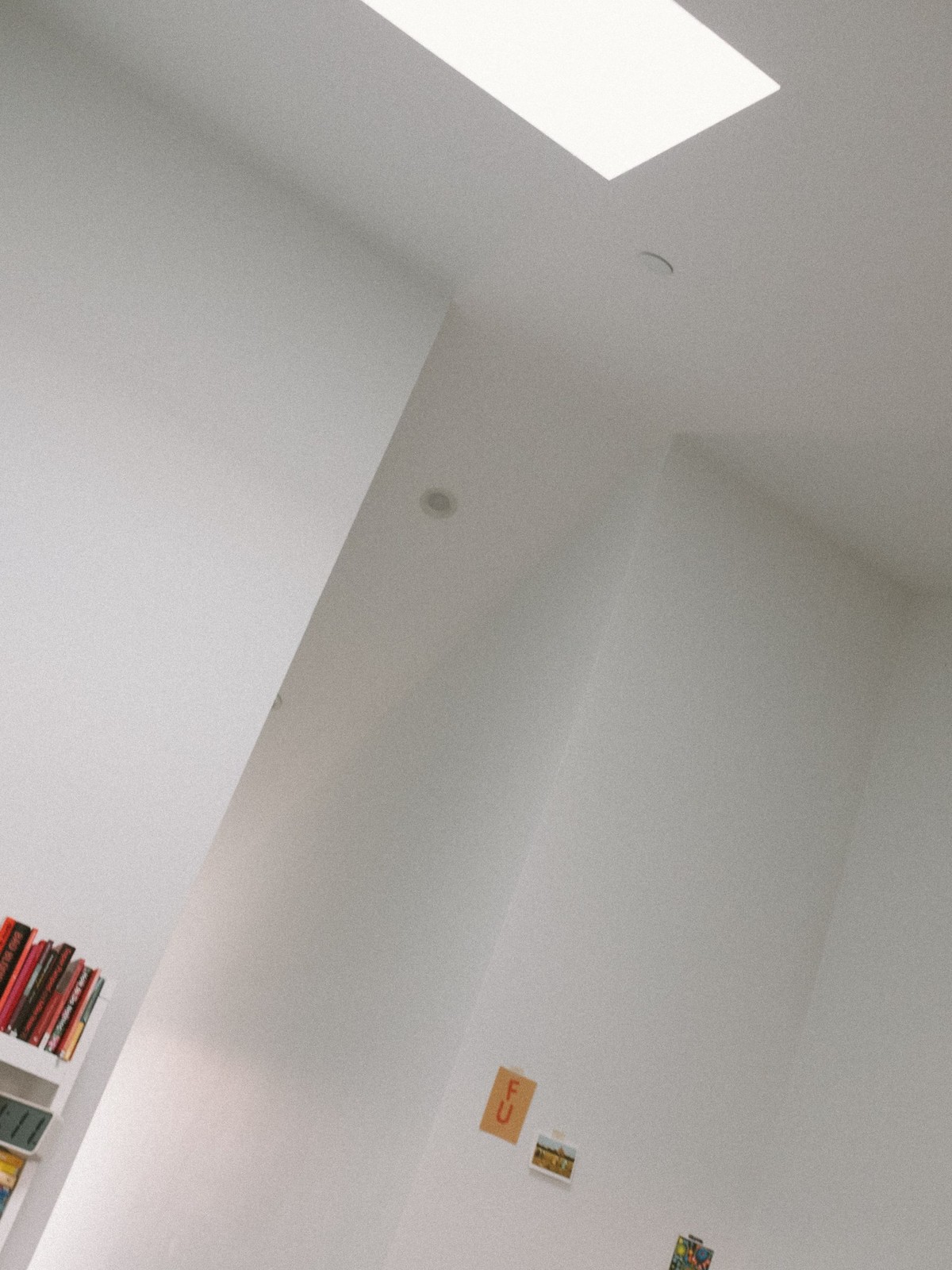 Jenny Wen's workspace — photo 6