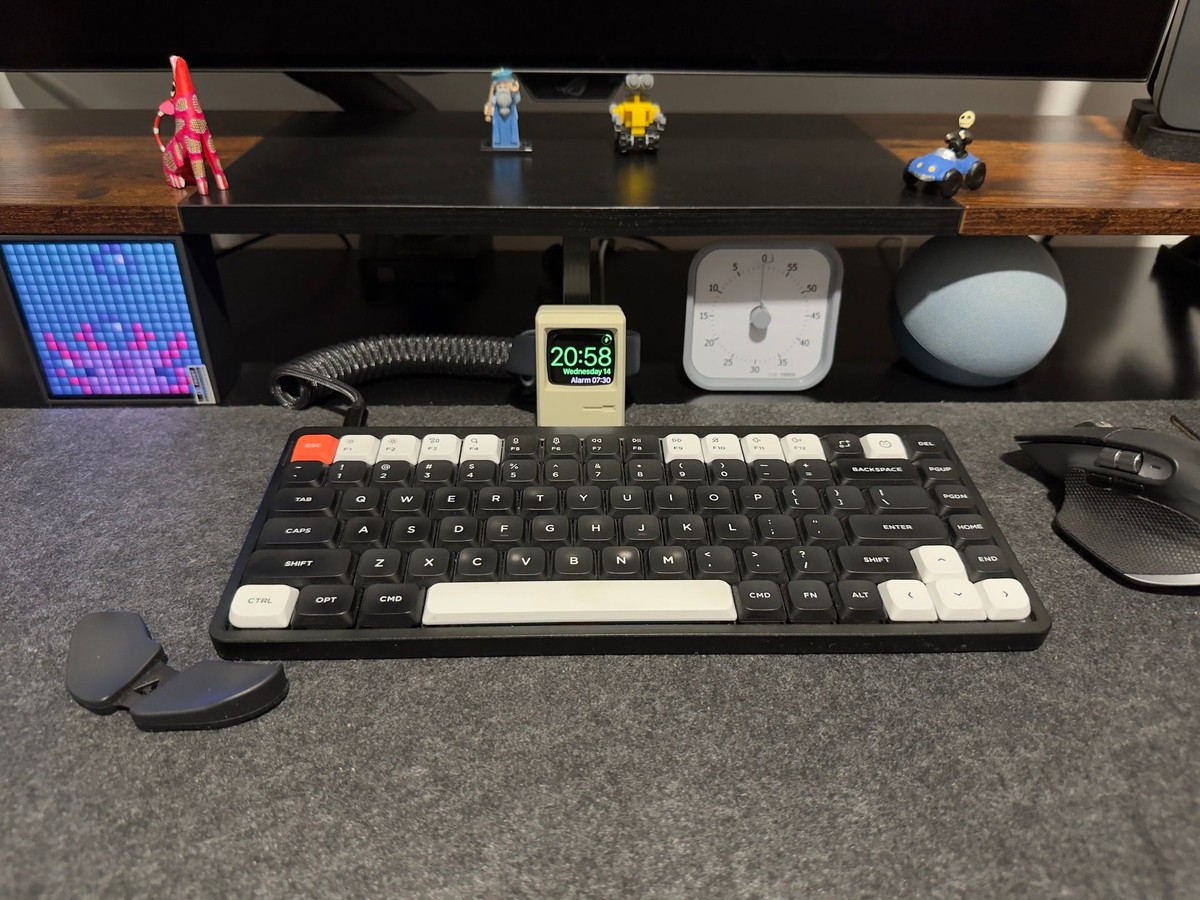 Jahir Fiquitiva's workspace — photo 3