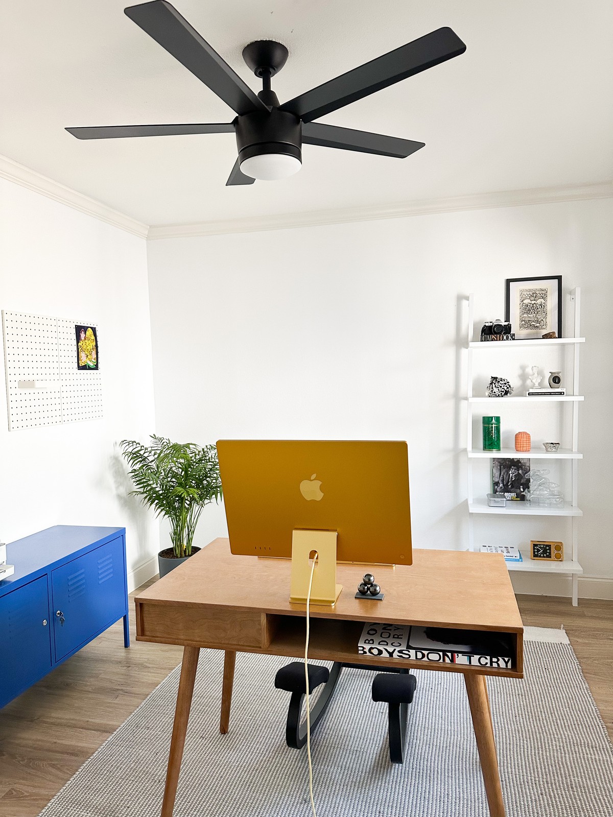 Noelle Hoffman's workspace — photo 2