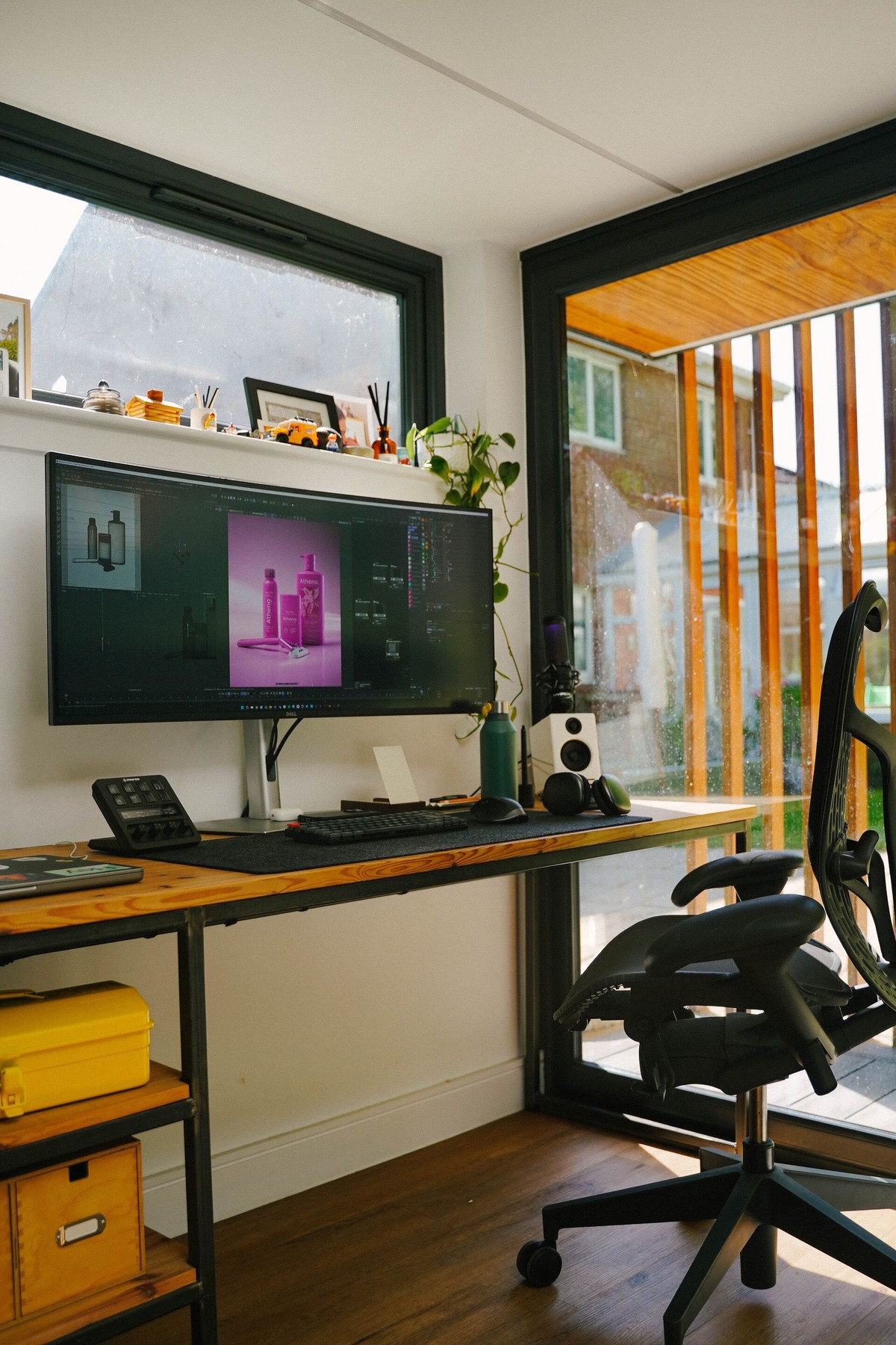 Ollie Hooper's workspace — photo 3