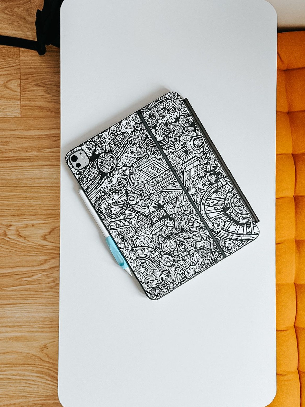 Luca Mezzalira's workspace — photo 13
