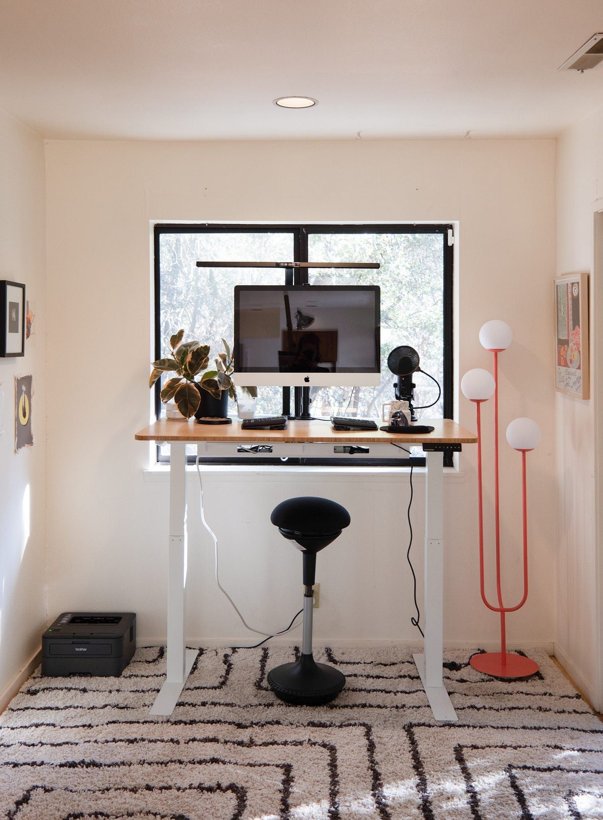 Ariel Norling's workspace — photo 2