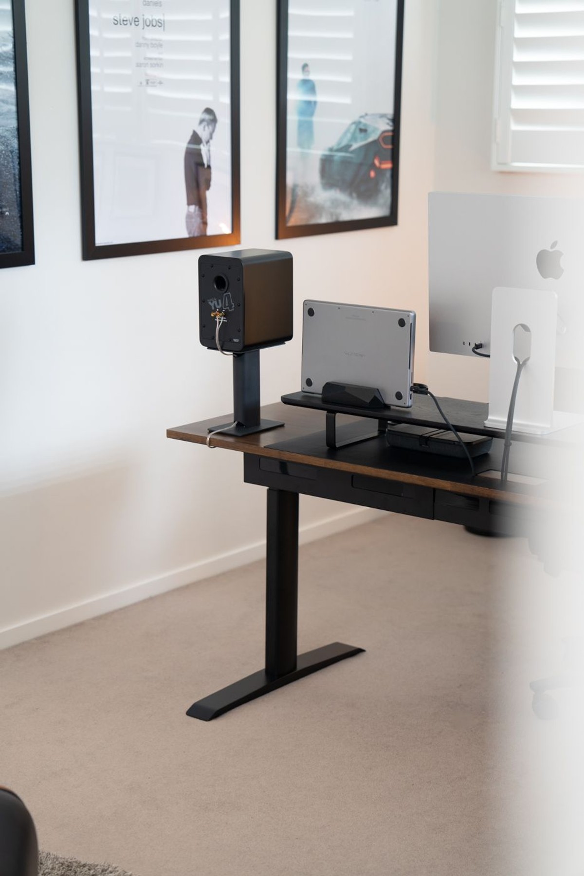 Kirk Mihelakos's workspace — photo 9