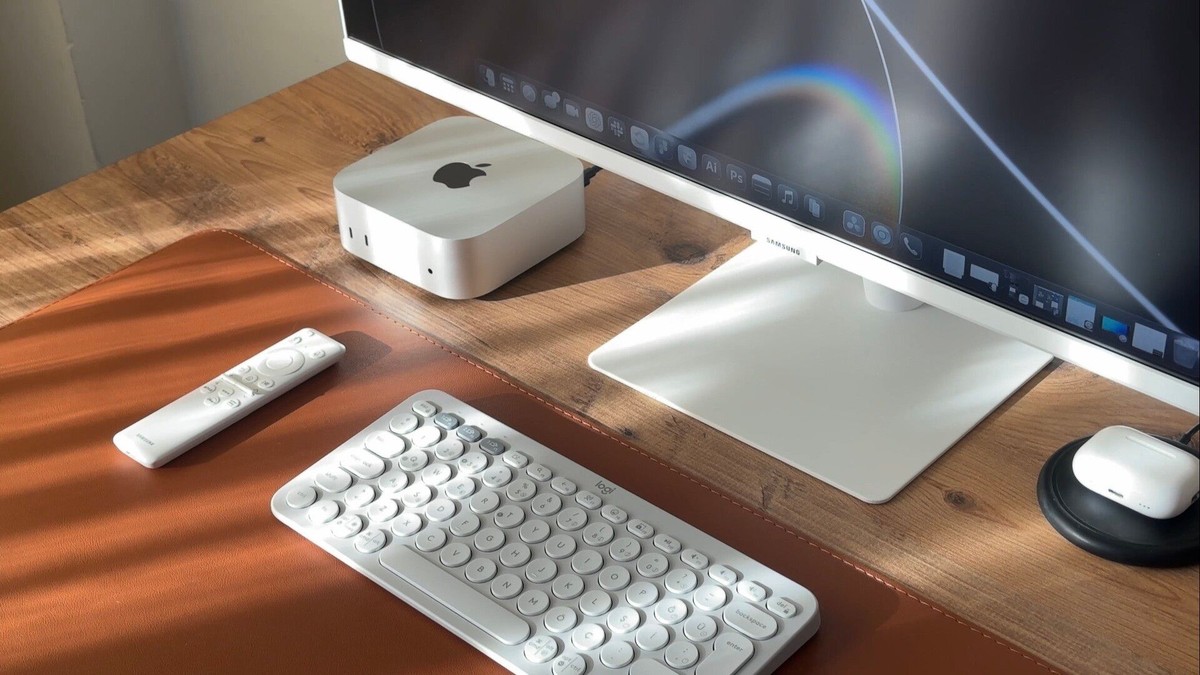 Zineddine Benhaya's workspace — photo 3