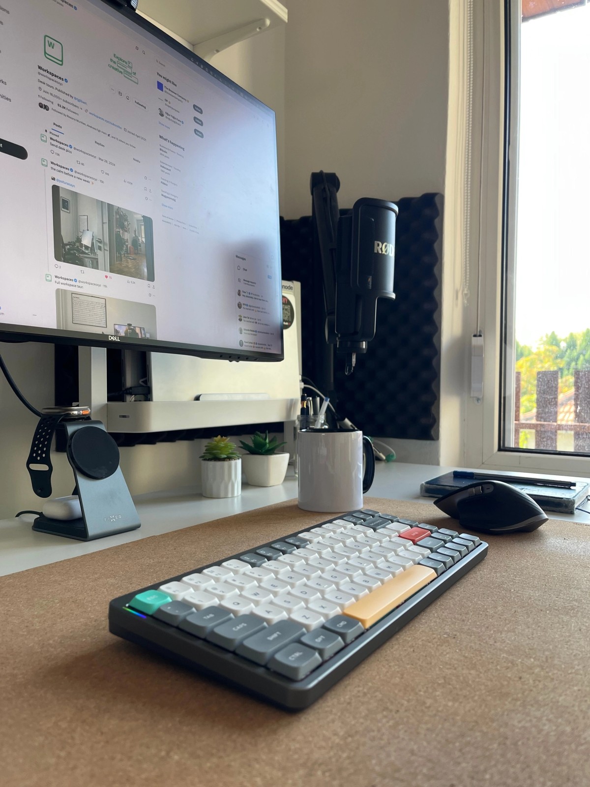 Ákos Kőműves's workspace — photo 2