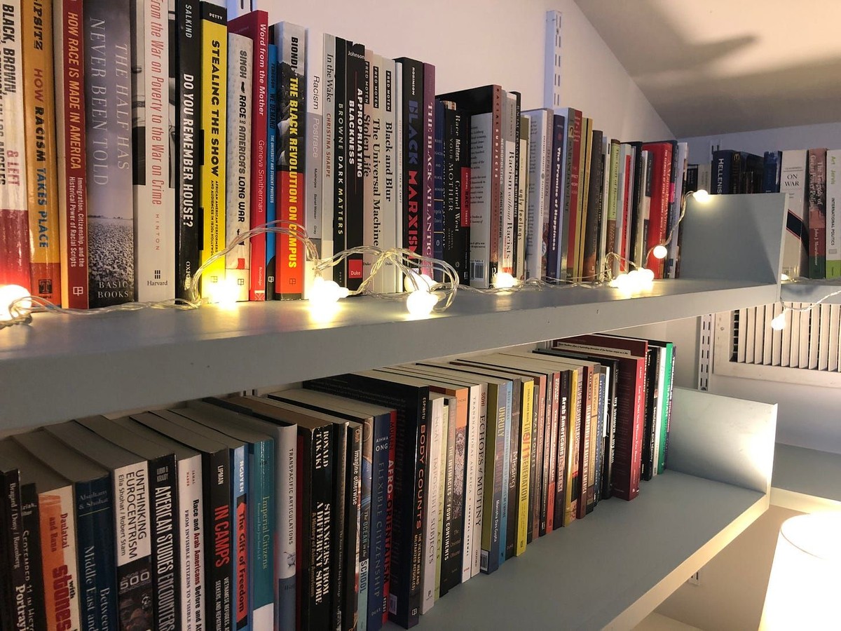 Ida Yalzadeh's workspace — photo 3