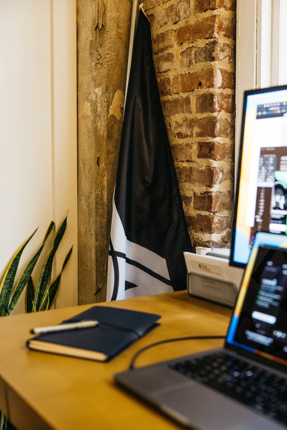 Luke Beard's workspace — photo 5