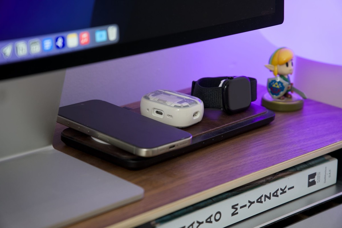 Monsieur Pixel's workspace — photo 6