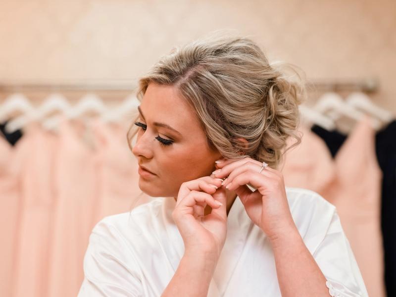 bridal airbrush wedding makeup artist in minneapolis minnesota