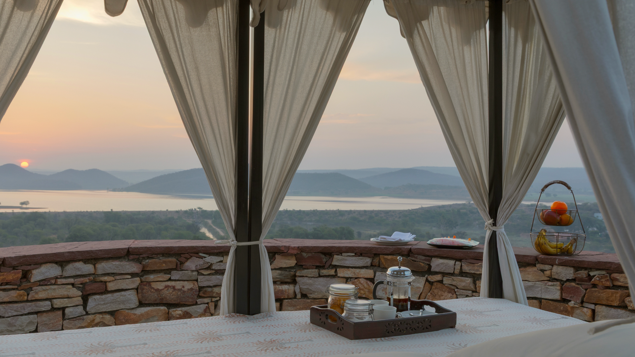 Special High Tea & Sundowners