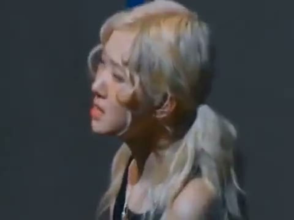Still from Rosé - Number One Girl