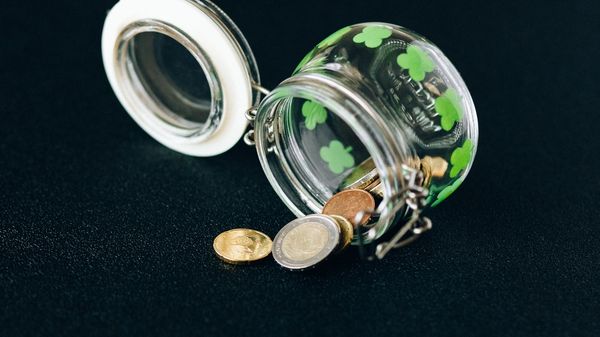 Coins falling off a jar