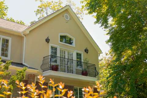 Arlington House balcony detail